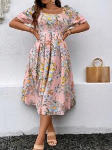 SHEIN Franclia 大碼印花方領泡泡袖連衣裙 - 粉色 - 查看 6