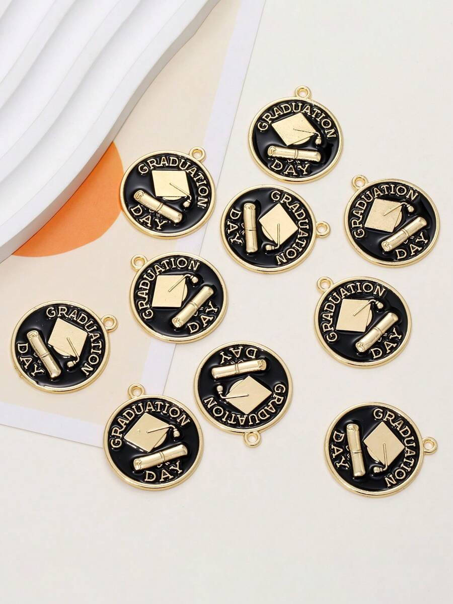 10 cái Phụ Nữ Mũ Tốt Nghiệp & Letter Đồ Họa Vòng Móc Khóa Quyến Rũ Để Trang Trí - màu đen - Xem 1