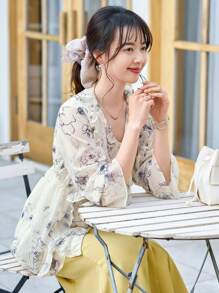 DAZY Floral Print Flounce Sleeve Ruffle Trim Peplum Blouse - Beige - View 3