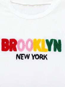 SHEIN Tween Girl Letter Graphic Tee