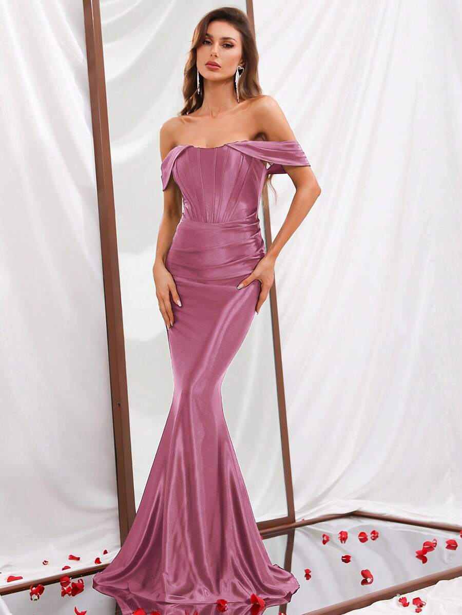 Off Shoulder Mermaid Hem Satin Bridesmaid Dress - Dusty Pink - View 1