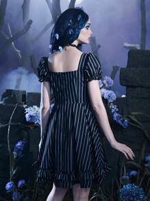 ROMWE Goth Striped Print Puff Sleeve Bow Decor Ruffle Hem Dress - Black and White - View 2