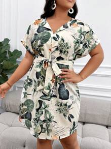 SHEIN LUNE Plus Tropical Print Batwing Sleeve Belted Dress