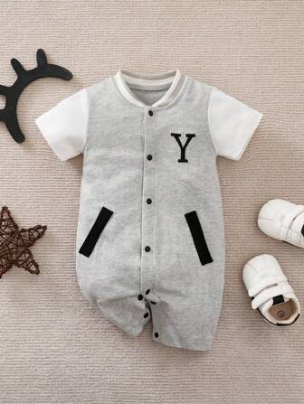 Yierying Bebé niño Mono con estampado de letra cuello béisbol con botón delantero