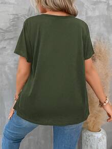 SHEIN LUNE Plus Size Women's V Neck Short Sleeve Pleated T-Shirt Solid Button Detail Tee Button Detail Ruched Tee Tops