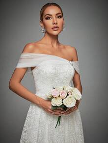 Off Shoulder Lace Wedding Dress - White - View 5