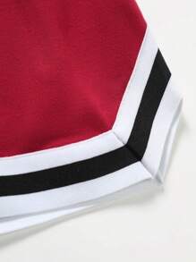 Aesthetic Post--Men Letter Graphic Tee & Striped Trim Drawstring Waist Shorts - Burgundy - View 3