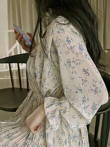 Allover Floral Pleated Dress - Apricot - View 5