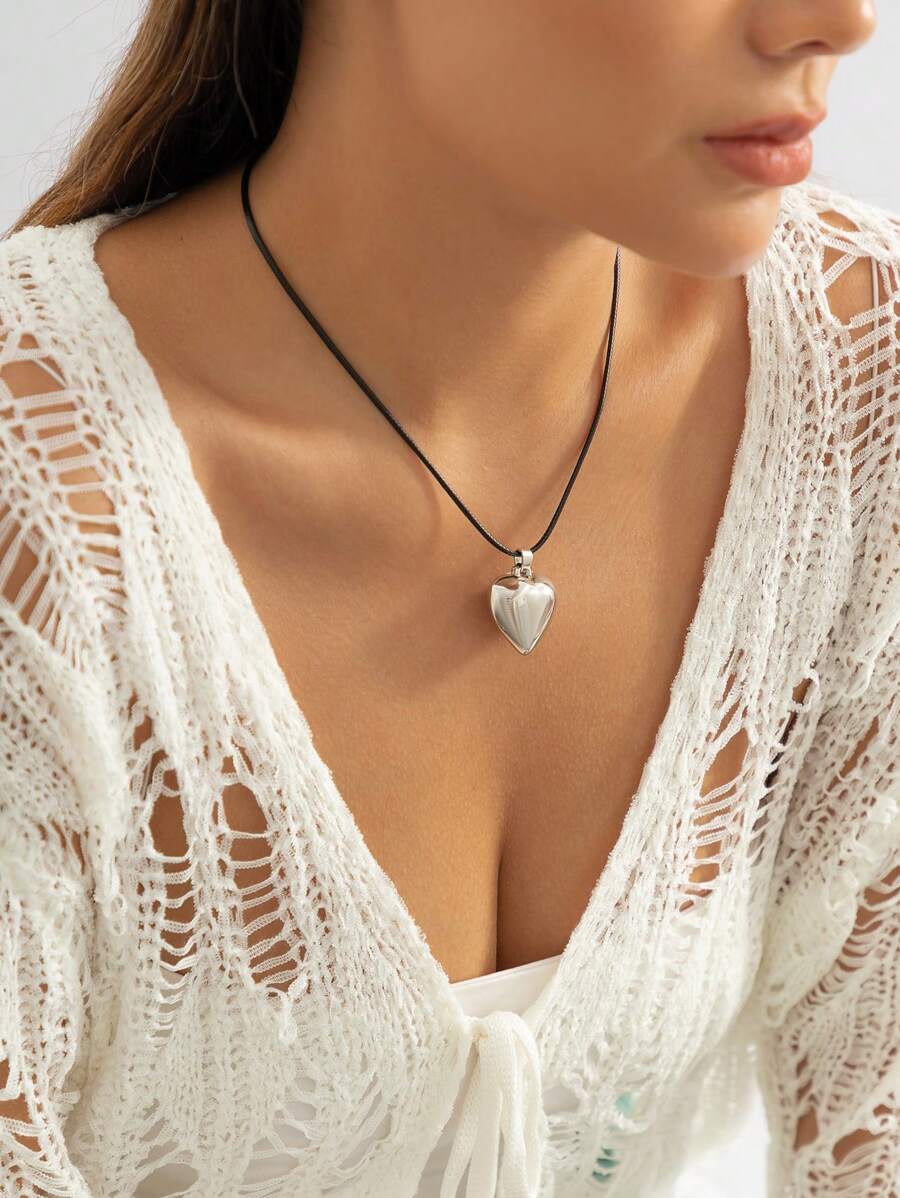 1入組簡約歐美風格心形吊墜項鍊適用於女士珠寶、服裝和配飾