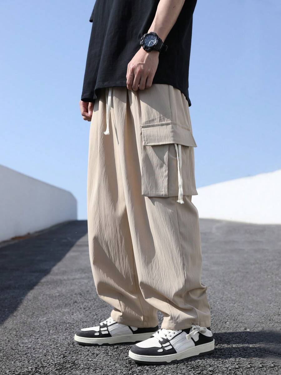 Manfinity EMRG 男士側翻蓋口袋腰部抽繩工裝褲 - 卡其色 - 查看 1