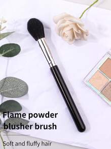 1支新款流行黑红火焰图案高光刷，带涂层手柄，易于上手，适合初学者，可用于多种化妆场景，包括粉底刷、遮瑕刷、腮红刷、修容刷、古铜粉刷、散粉刷等。 - 黑色 - 查看 6