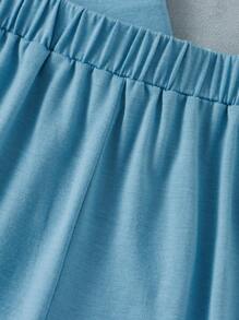 SHEIN Chicos Shorts con camiseta con estampado de letra de color combinado - Neblina azul - Ver 3