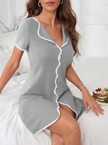 Vestido homewear unido en contraste con botón delantero - Gris - Ver 1