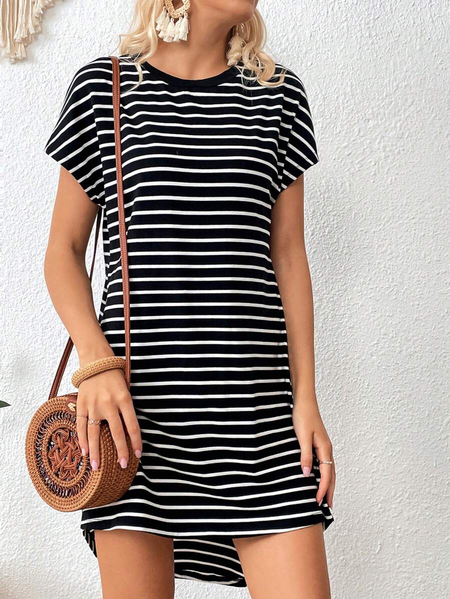 SHEIN VCAY 條紋圖案蝙蝠袖T恤連衣裙 - 黑與白 - 查看 1