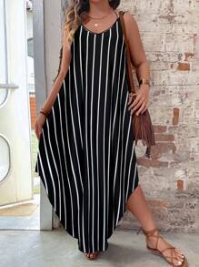 SHEIN LUNE 大碼條紋印花弧形下擺吊帶連衣裙 - 黑與白 - 查看 3