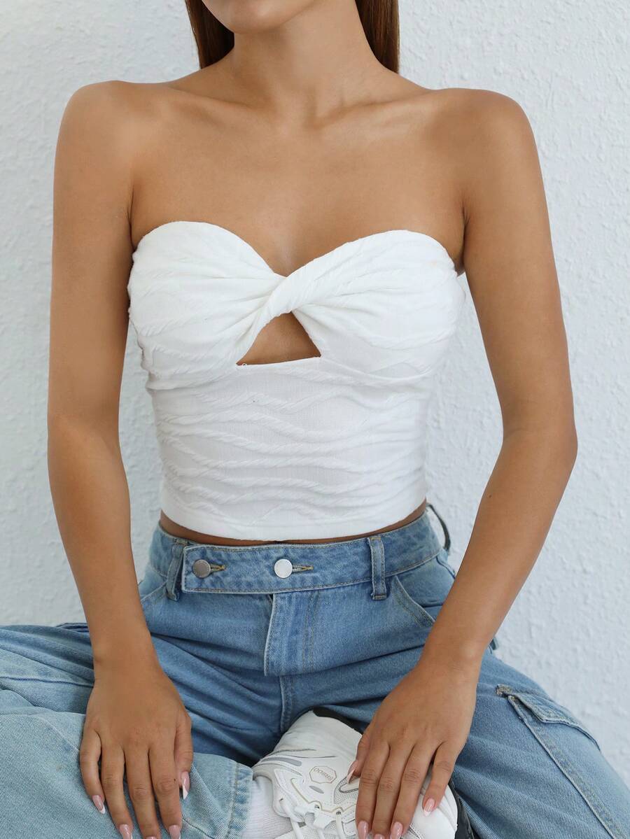 SHEIN EZwear 前扭結鏤空抹胸上衣 - 白色 - 查看 1