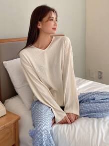 DAZY 素色落肩T恤和褲子休閒服套裝 - 藍色 - 查看 5