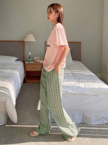 DAZY Slogan Graphic Tee & Plaid Print Trousers - Multicolor - View 5