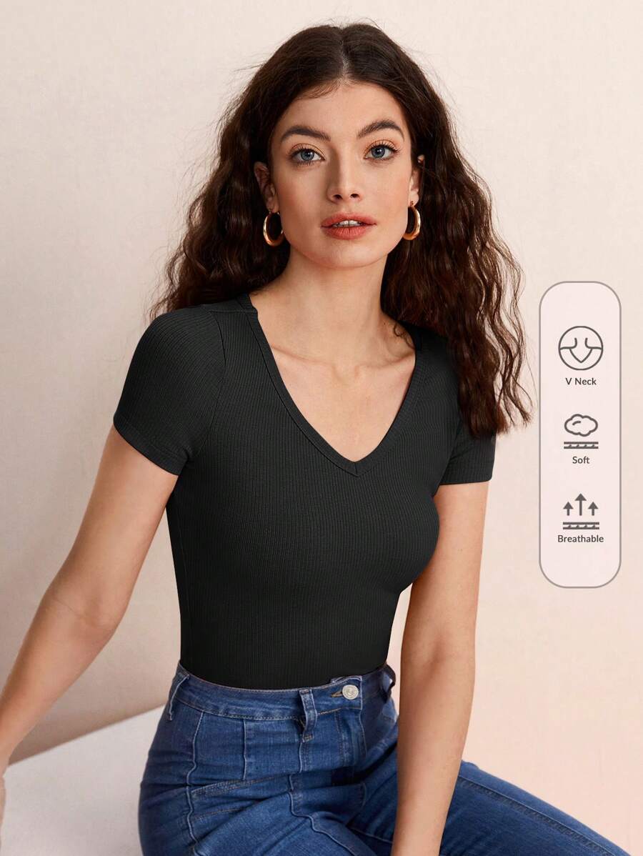 SHEIN BASICS V 領羅紋針織純色 T 卹 - 黑色 - 查看 1