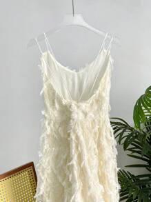 DAZY Ärmelloses, Schulterfreies Fell Cami Kleid Mit Riemen Auf Der Rückseite