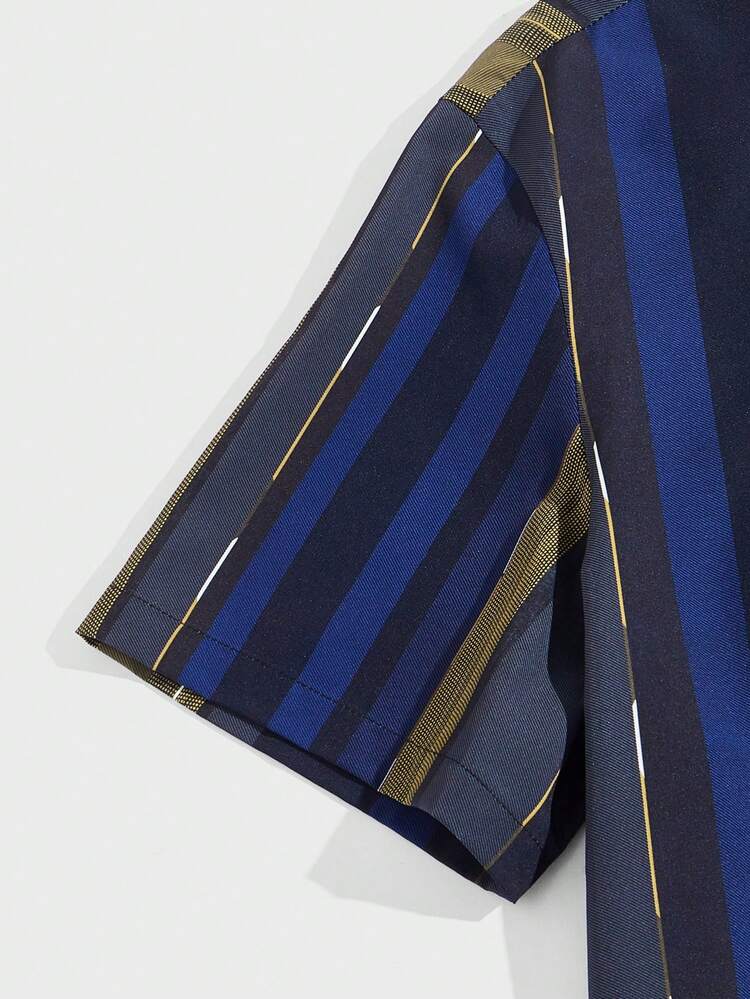Men's Striped Print Loose Fit Shirt