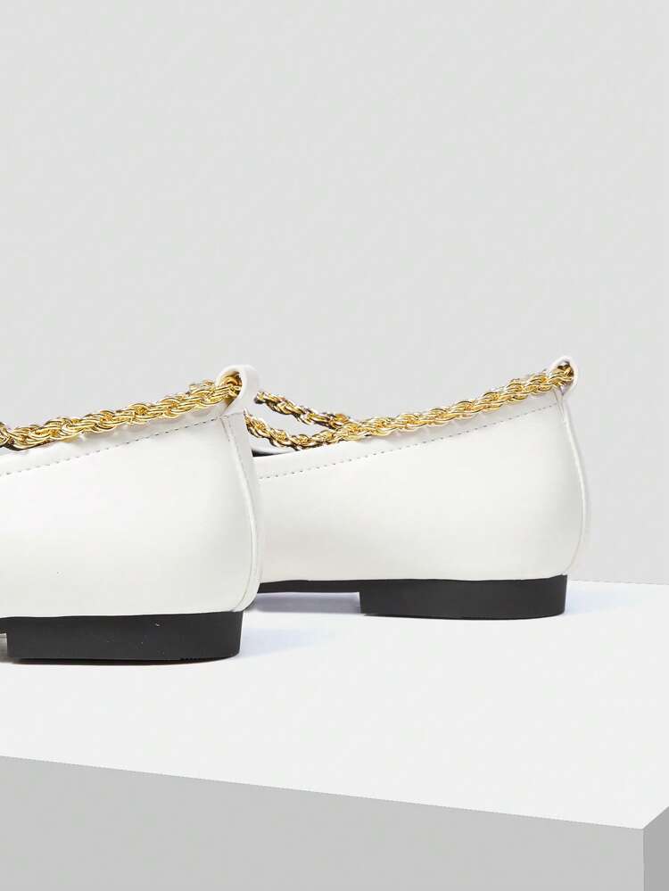 CHAIN DETAIL LOAFERS