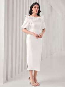 Modelyn 一字肩荷葉邊後背開衩洋裝不附腰帶 - 白色 - 查看 1