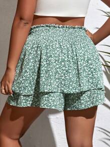 SHEIN VCAY 大碼碎花紙袋腰短褲 - 綠色 - 查看 2