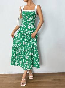 SHEINNeu Allover Print Kleid mit Rüschensaum