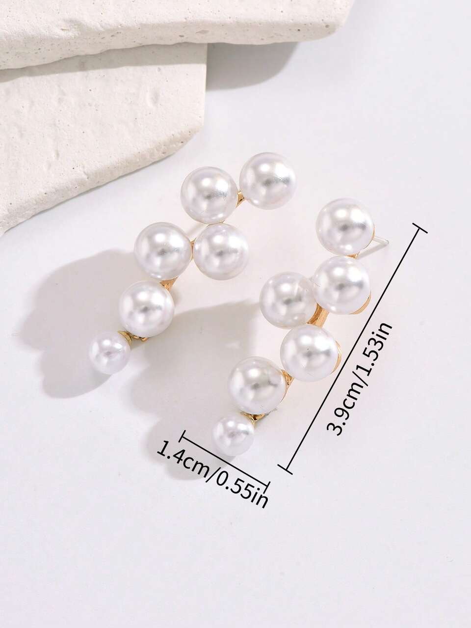 1pair Geometric Faux Pearl Grape Cluster Inlaid Elegant Sweet Stud Earrings