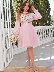 Simplee Plus Floral Embroidery Mesh Lantern Sleeve Dress - Baby Pink - View 3