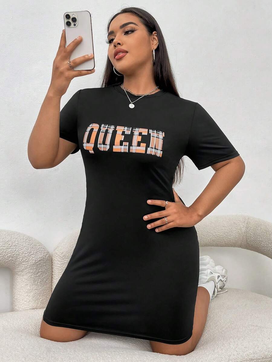 SHEIN EZwear 大碼字母圖案連衣裙 - 黑色 - 查看 1