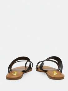 不對稱邊帶平跟涼鞋 - 黑色 - 查看 2