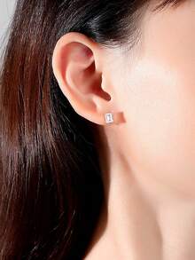 1對奢華銀色多面閃亮方晶鋯石耳釘適合女士日常佩戴 - 金色 - 查看 2