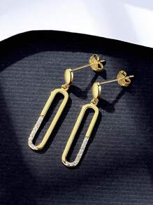 ELSEDES 一对时尚长款个性化回形针造型耳环，多面切割，镶嵌闪亮立方氧化锆银色水滴，适合女性节日和约会装扮。 - 金色 - 查看 5