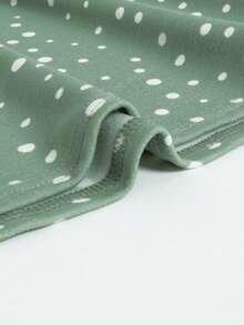 波點圖案鎖眼領洋裝