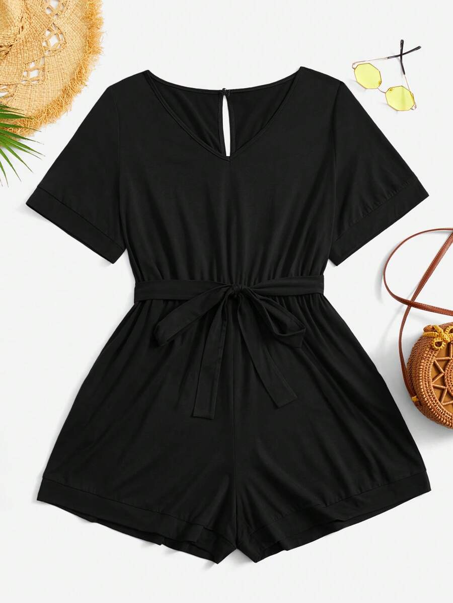 SHEIN LUNE 大碼後鎖孔腰帶連身短褲 - 黑色 - 查看 1