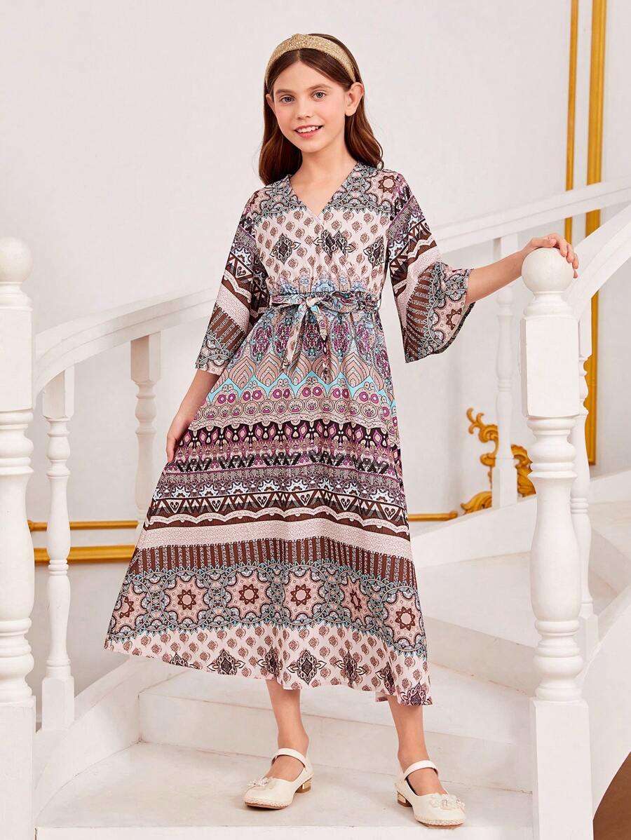 SHEIN 女孩幾何印花繫腰帶洋裝 - 彩色 - 查看 1