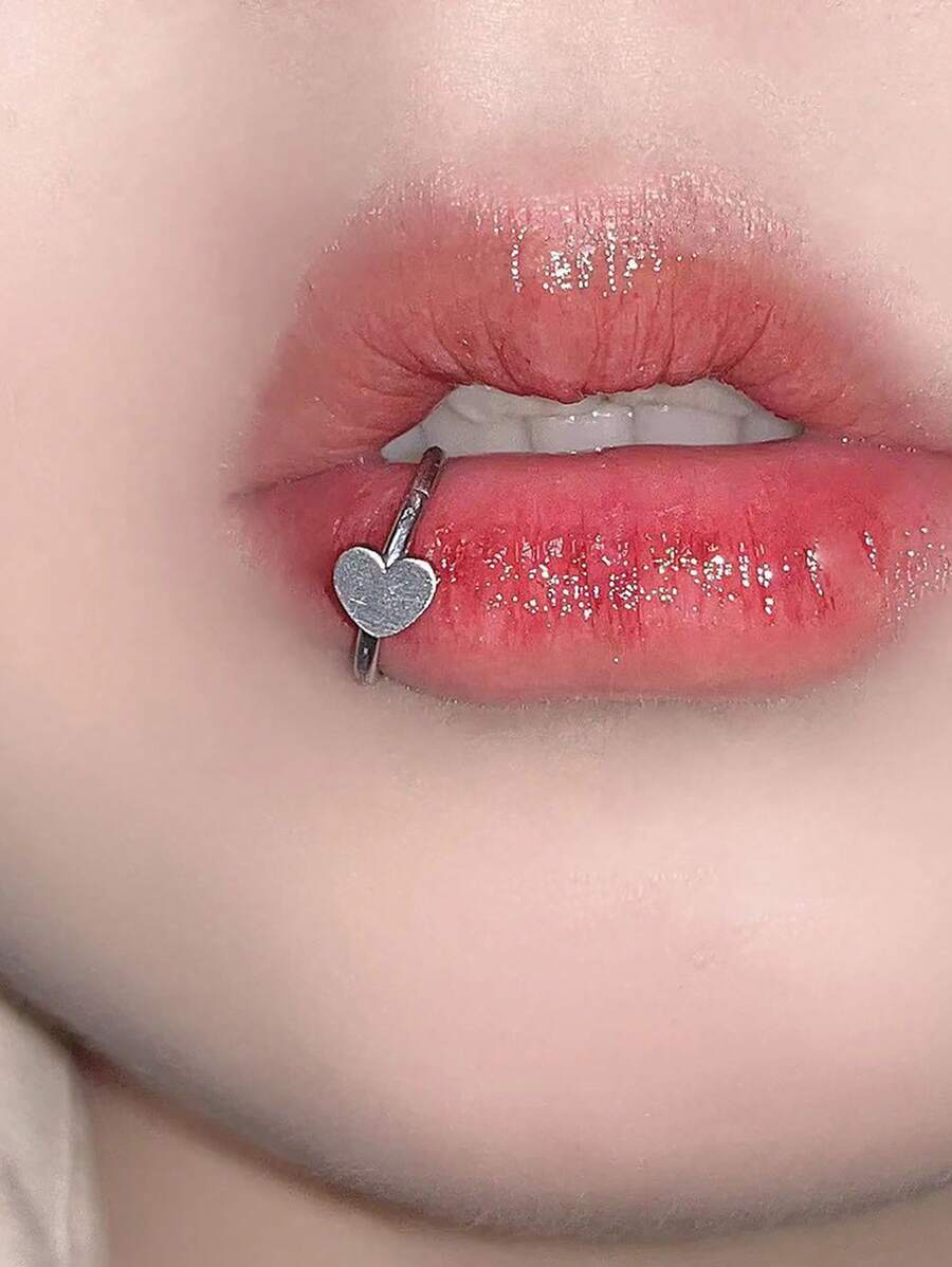 1 pieza Anillo de labio miedoso de acero inoxidable con adorno de corazón para mujeres para decoración diaria - Plateado - Ver 1