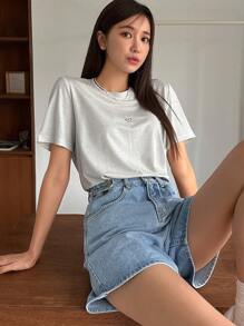 DAZY 愛心刺繡T恤 - 銀色 - 查看 6