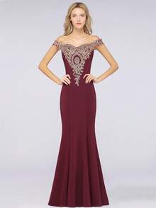 BABYONLINE D.R.E.S.S. Off Shoulder Embroidery Mermaid Hem Formal Dress Formal Dresses - Burgundy - View 3