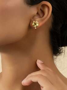 1 Pair Gold Twisted Cable Small Clip-On Earrings, Minimalist Metal Non-Pierced Decoration For Women, Everyday & Festive Occasions
