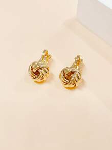 1 Pair Gold Twisted Cable Small Clip-On Earrings, Minimalist Metal Non-Pierced Decoration For Women, Everyday & Festive Occasions