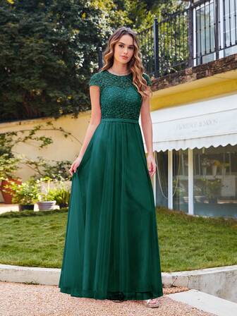 BABYONLINE D.R.E.S.S. 蕾絲拼接網紗伴娘連衣裙