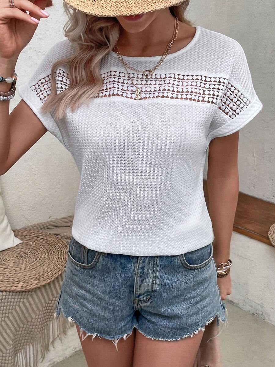 SHEIN LUNE Solid Hollow Out Batwing Sleeve Tee - White - View 1