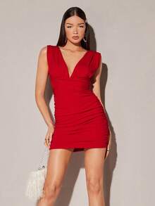 SHEIN BAE Plunge Neck Backless Ruched Side Ruched Bodycon Dress - Red - View 4
