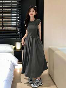 Solid Cap Sleeve Flared Dress - Dark Grey - View 1