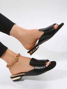 女性蛇皮壓花平底優雅黑色涼拖 - 黑色 - 查看 4