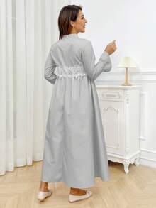 Vestido premamá con cuello mao, mangas con volantes y ribete de volantes - Gris - Ver 2