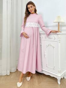 Vestido de embarazo con cuello alto, mangas con volantes y encaje guipur de contraste - Rosa - Ver 3